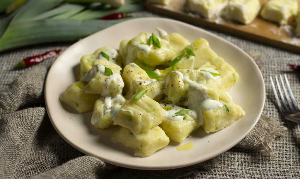 Вареники с картошкой и луком: 3 потрясающих пошаговых фото-рецепта