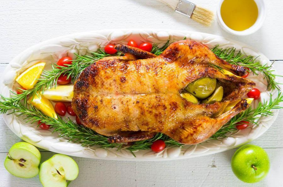 Нежные котлеты из мяса индоутки с использованием: индоутка,лук репчатый,чеснок,картофель Индоутиное мясо - вкусный и диетический продукт, который почти не имеет жира Я предлагаю вам приготовить нежные котлеты из мяса индоутки