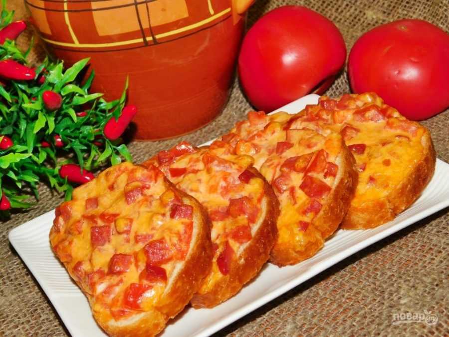 Сэндвич с курицей - 3 быстрых пошаговых рецепта с фото