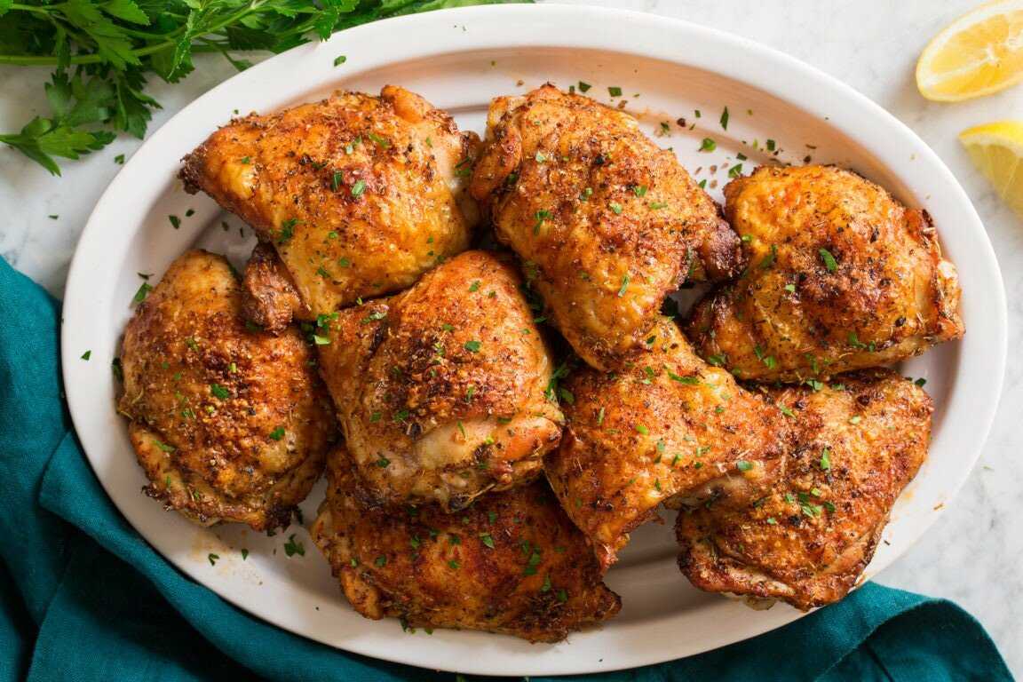 Куриные бедра в духовке: как приготовить вкусно