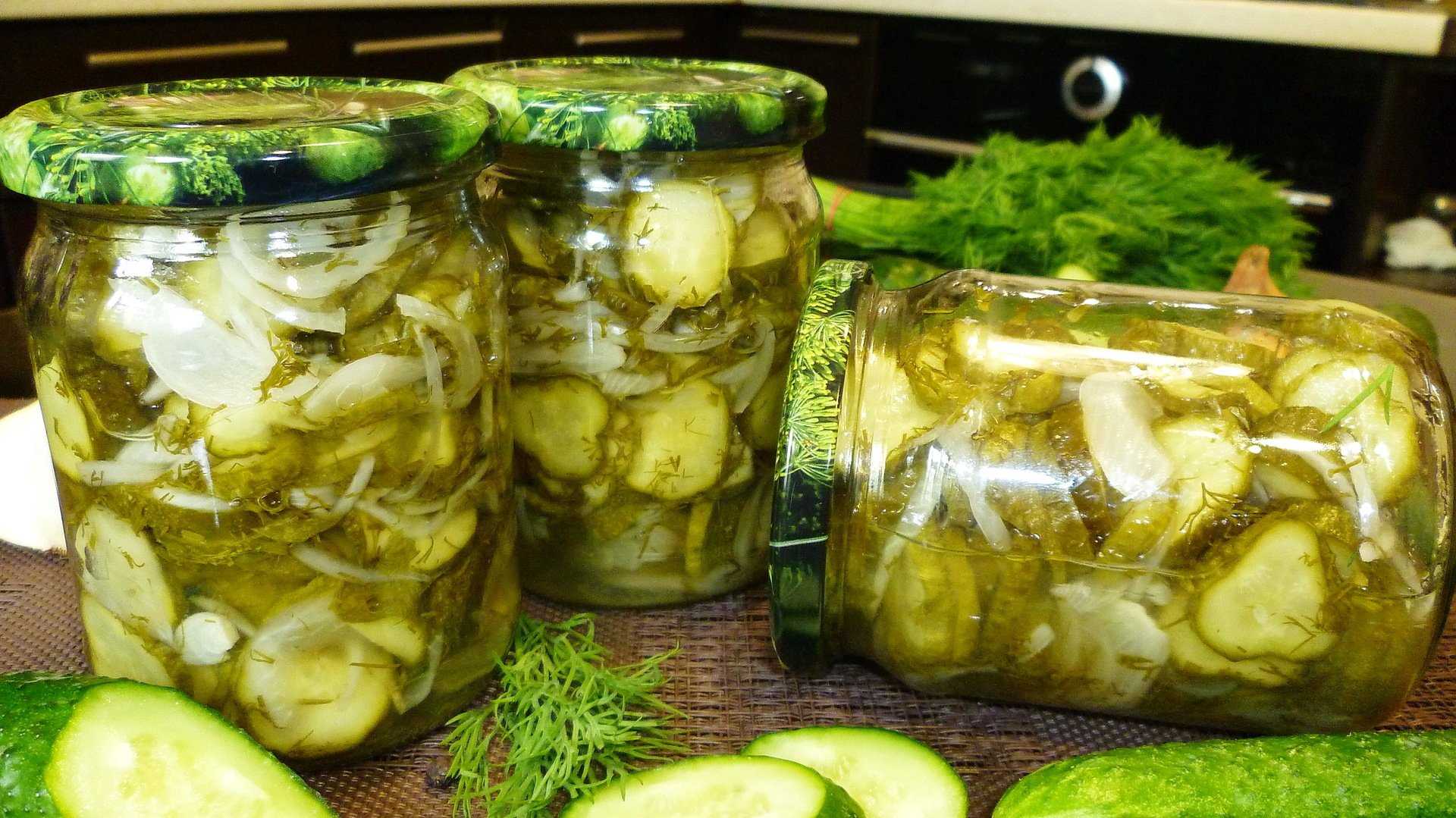 Салат со свежим огурцом. 13 простых и очень вкусных рецептов