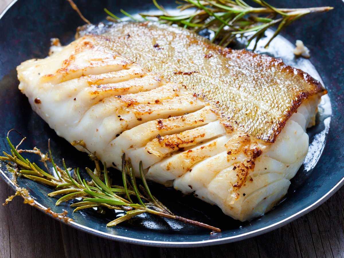 Сайда, запеченная в духовке: рецепты вкусных блюд из рыбы целиком, из стейков или филе