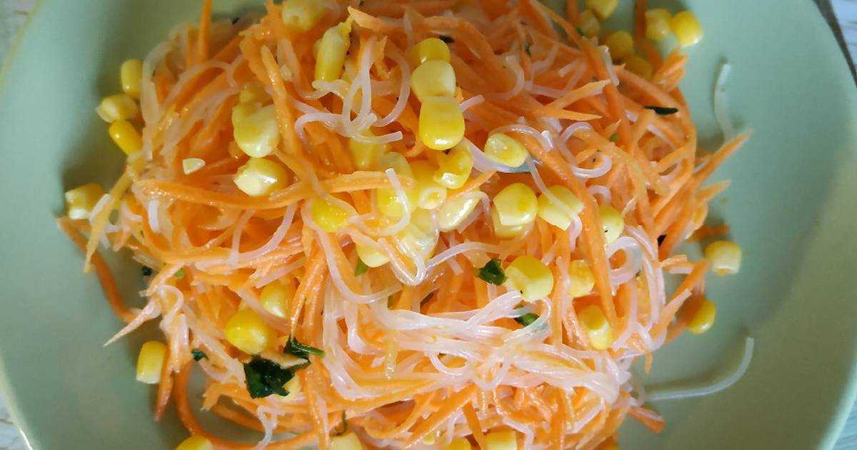 Салат с морковью и кукурузой - 10 пошаговых подробных рецептов