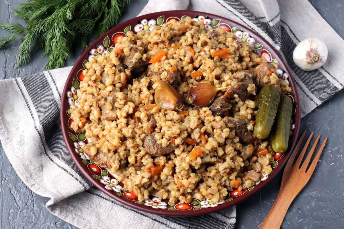 Гречка по-купечески с курицей — лучший рецепт на сковороде