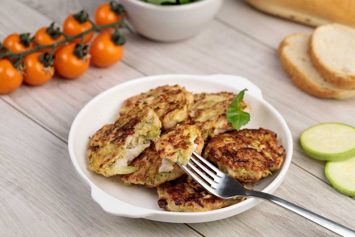 Пп — оладьи из куриной грудки или филе: лучшие рецепты на каждый день