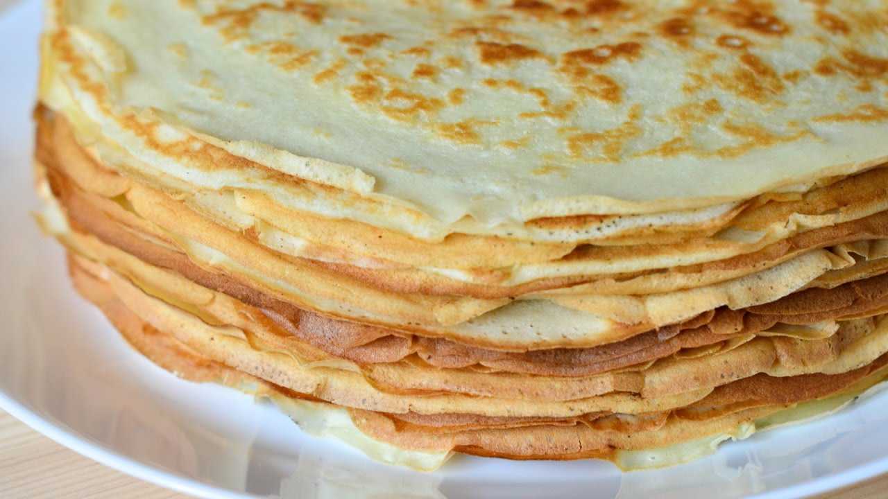 Как приготовить пп блины: 15 диетических и низкокалорийных рецептов
