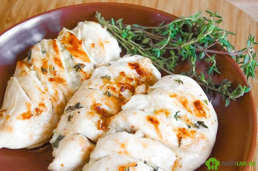 Куриное филе на сковороде. рецепты сочной и нежной куриной грудки