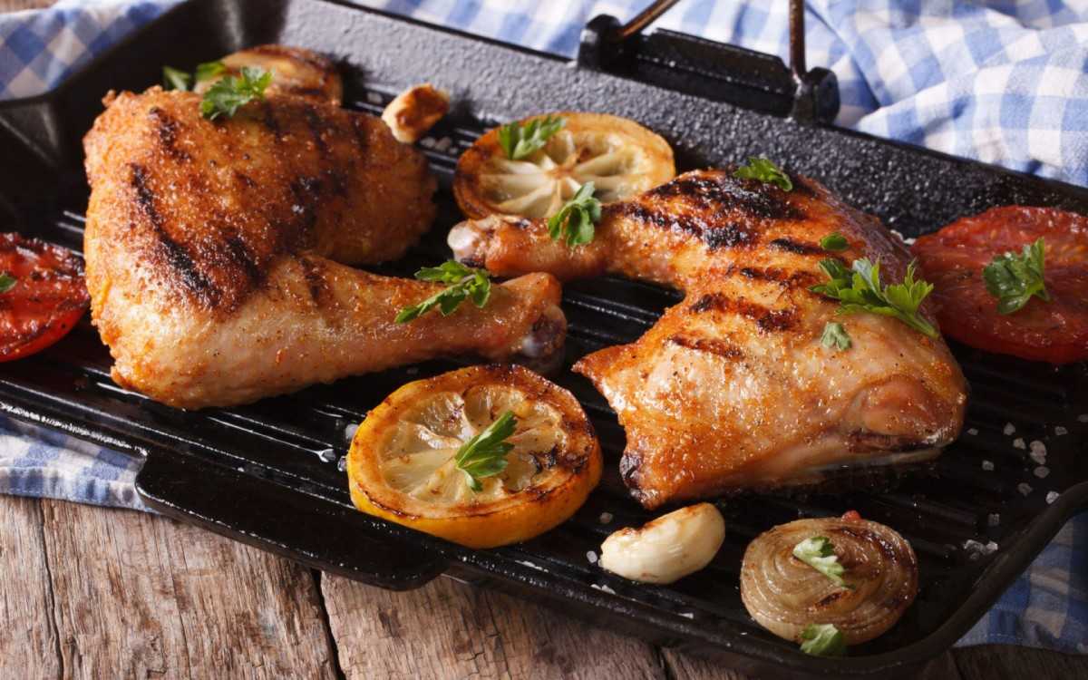 Куриная голень – 10 рецептов, как приготовить в духовке, в мультиварке и на сковороде