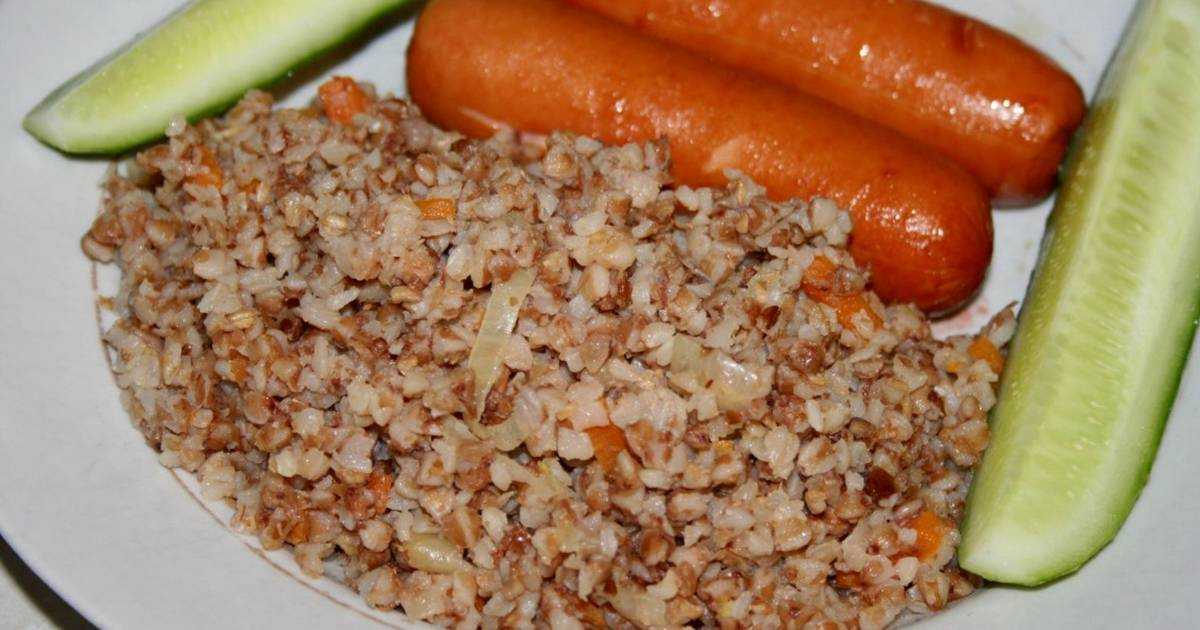 Ароматная гречка с луком и беконом