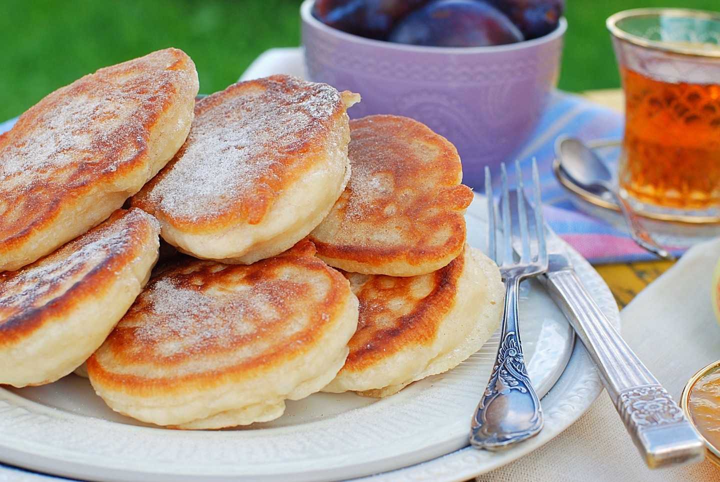 Быстрые оладьи с майонезом и молоком