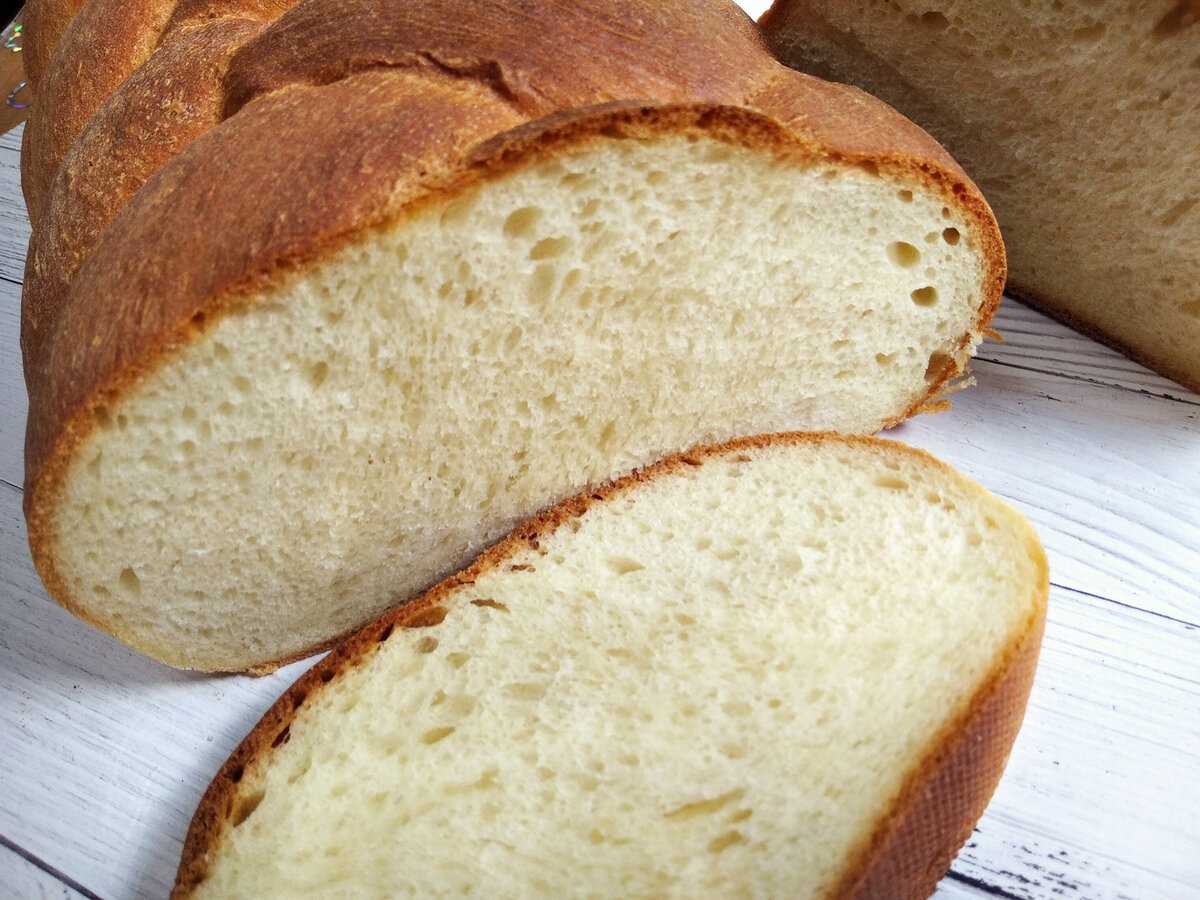 Пшеничный хлеб на ржаной закваске