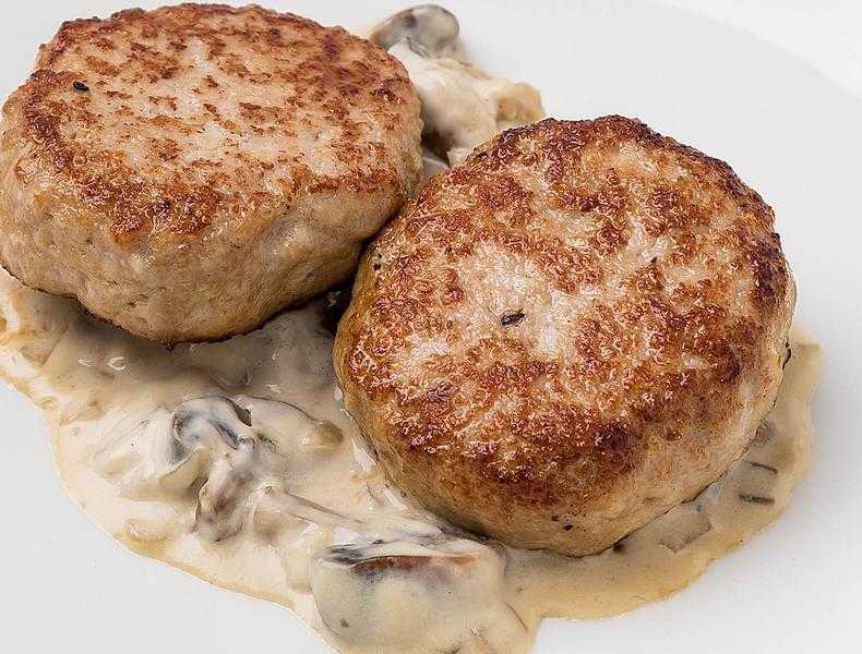 Котлеты из говяжьего фарша — 5 самых вкусных рецептов приготовления