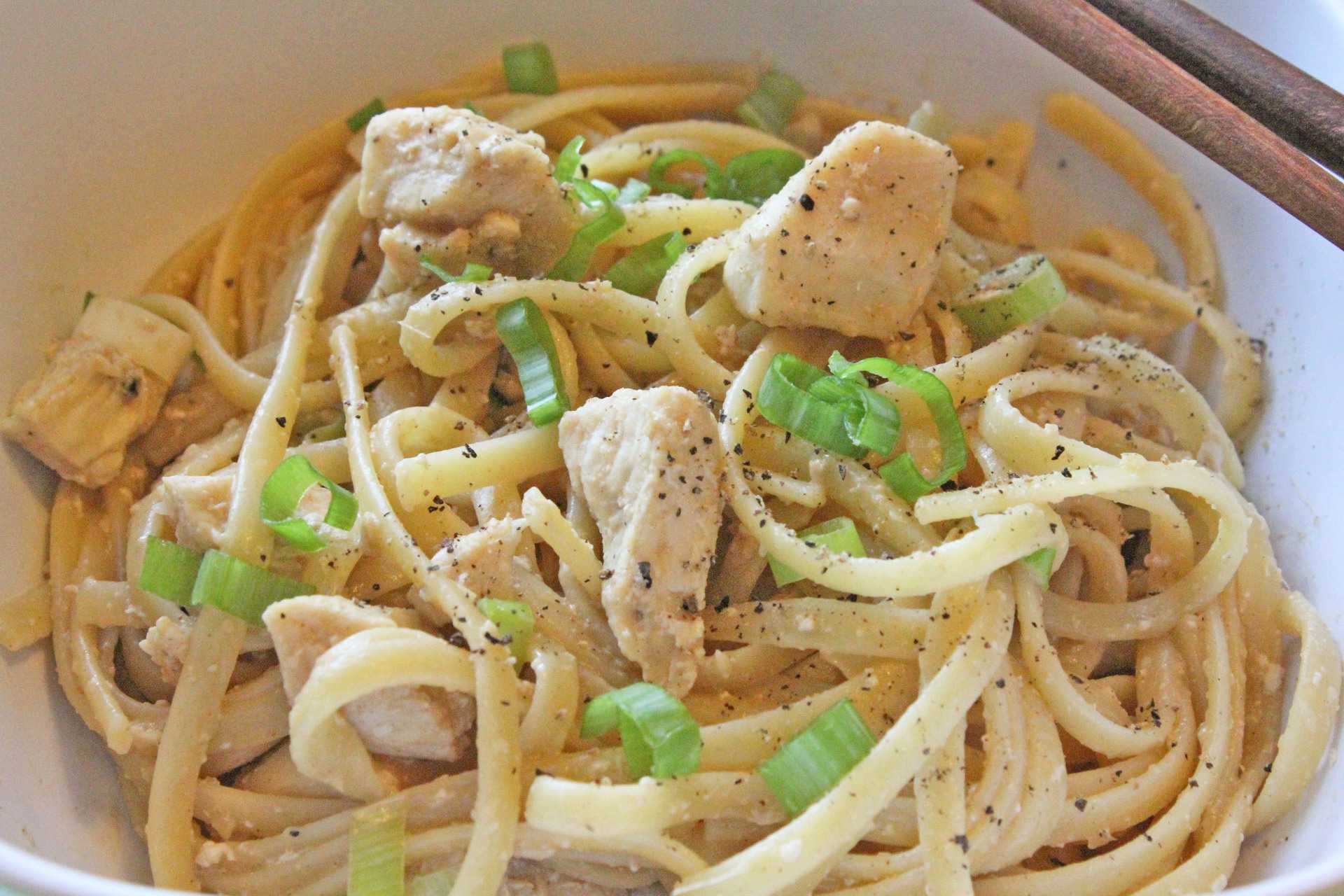 Паста с курицей - как приготовить с соусом или грибами по рецептам с фото