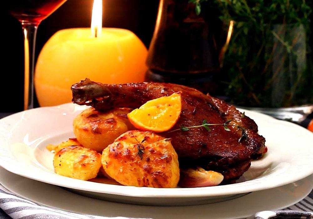 Как запечь утку в духовке кусочками: 9 рецептов, советы