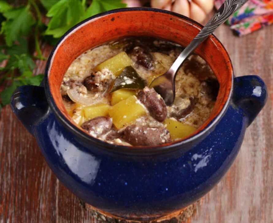 Мясо в горшочках с картошкой: 15 самых вкусных рецептов (пошагово)