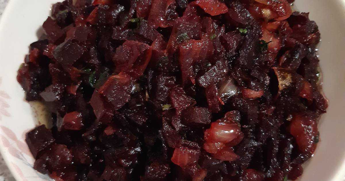 11 простых и вкусных салатов с вареной свеклой — рецепты с фото