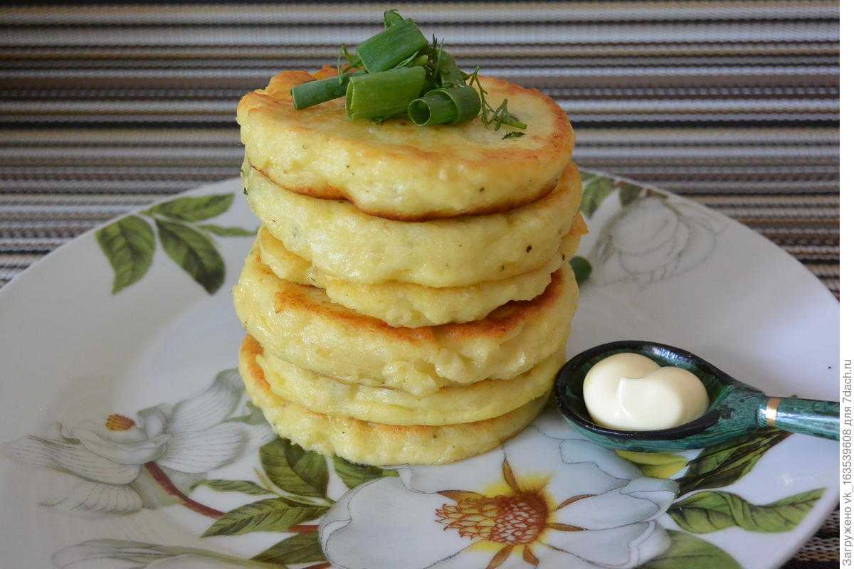 Картофельные_блины_из_сырого_картофеля
