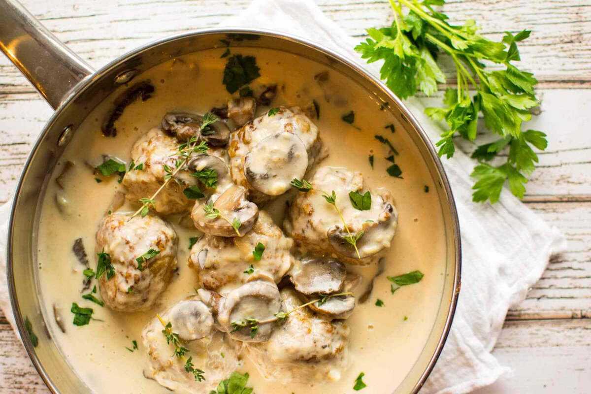 Шампиньоны в сметане - 184 домашних вкусных рецепта приготовления