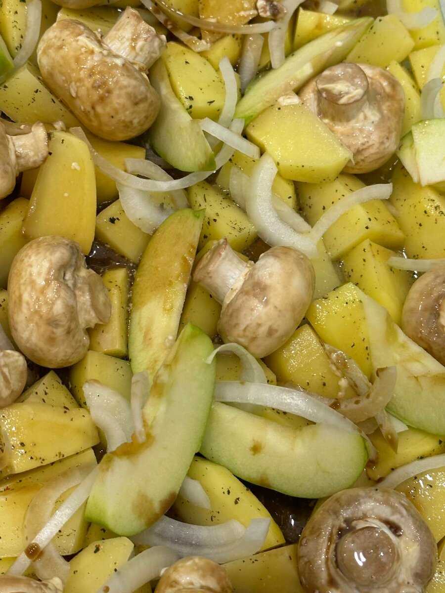 Картофель, запеченный в духовке: как вкусно приготовить