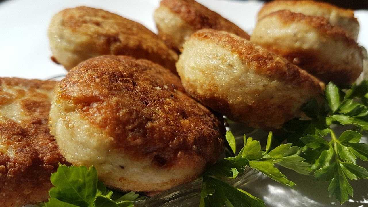 Как вкусно приготовить рыбные котлеты из сома