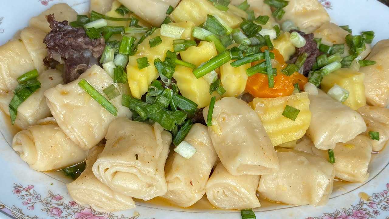 Штрудли с мясом и картофелем по-немецки