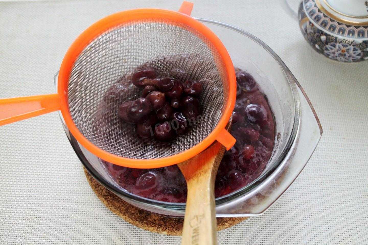 Вкуснейший яблочный джем с белым виноградом