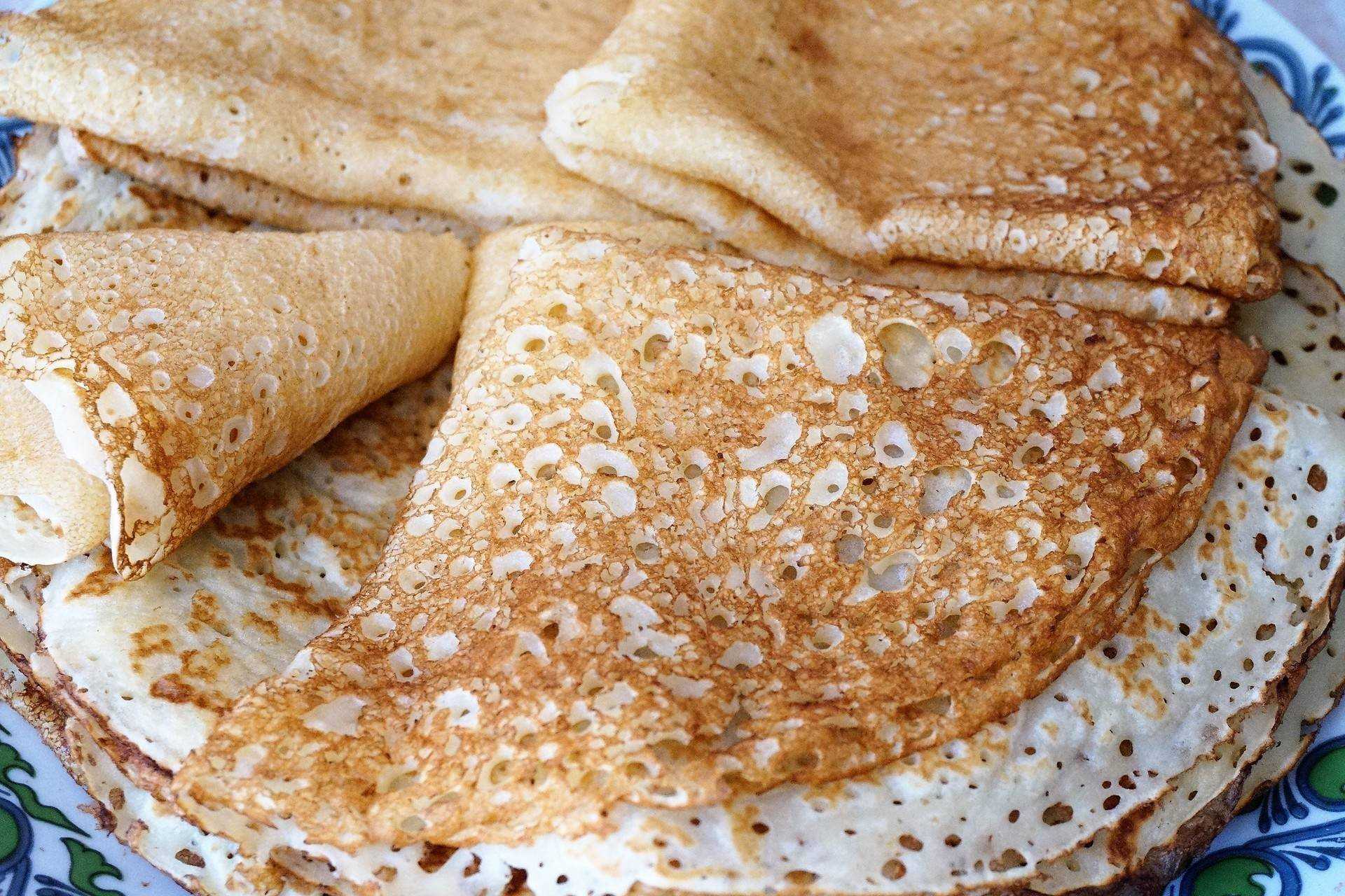 Блины на молоке — 10 самых вкусных рецептов тонких блинчиков