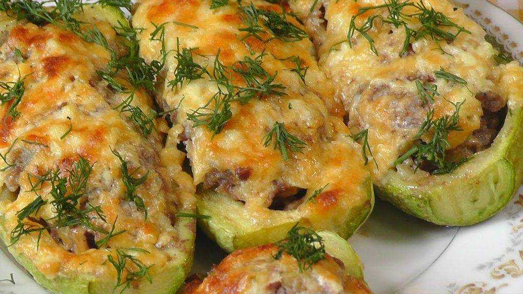 Гнезда из фарша с сыром в духовке: 5 пошаговых рецептов
