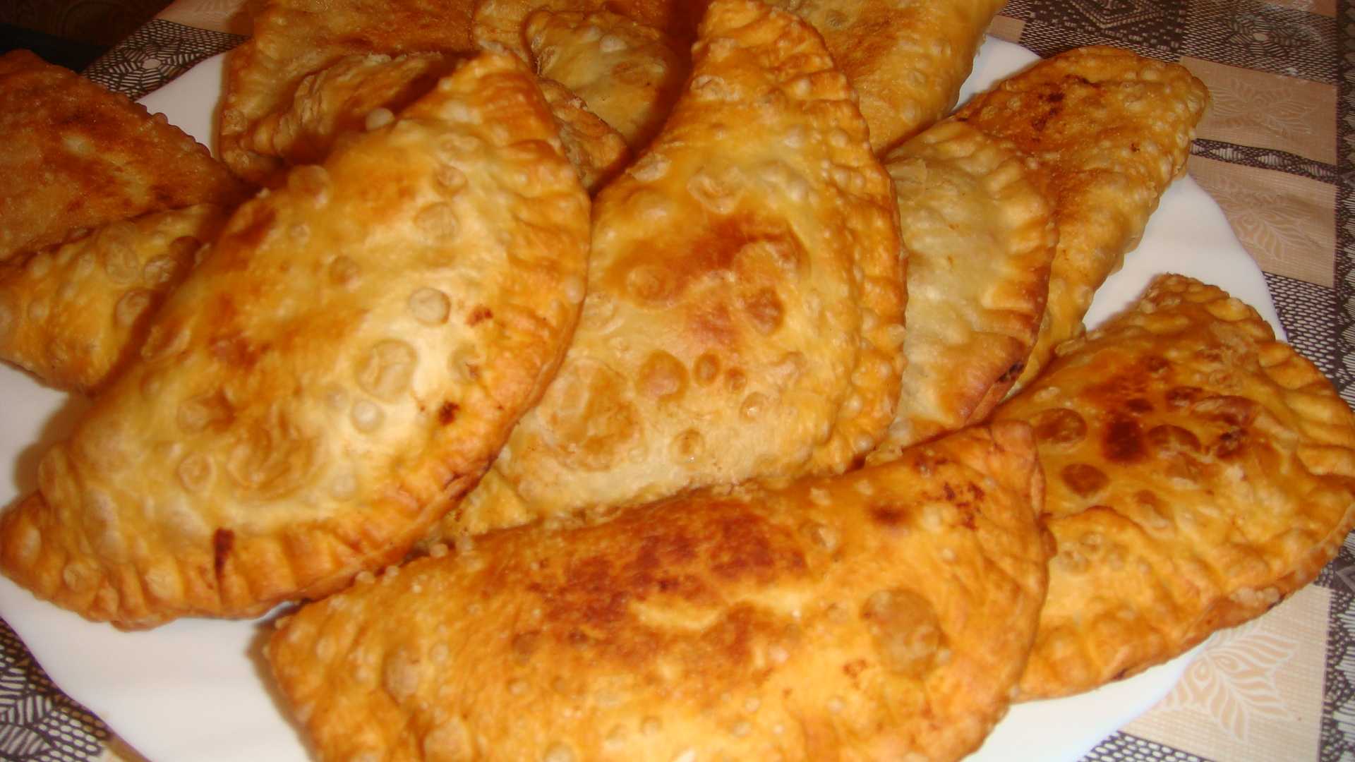 Очень вкусные чебуреки с мясом: самые удачные домашние рецепты