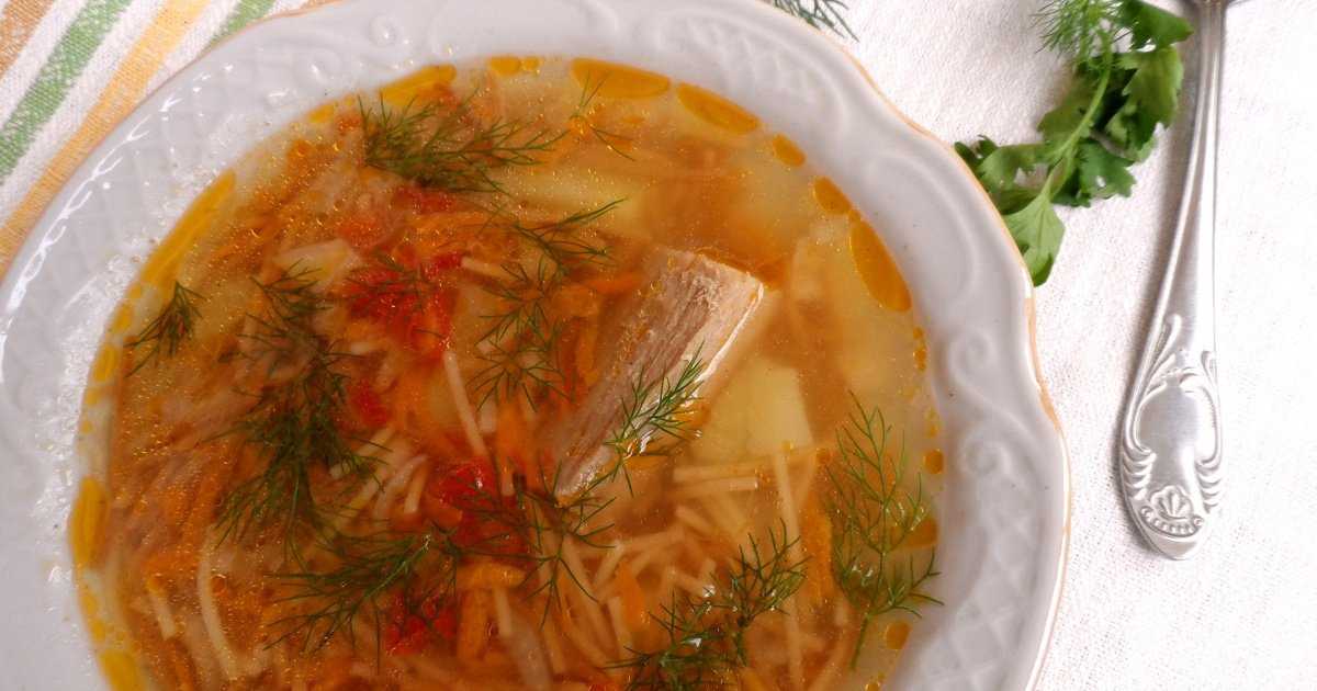 Овощной суп с яичной «паутинкой»