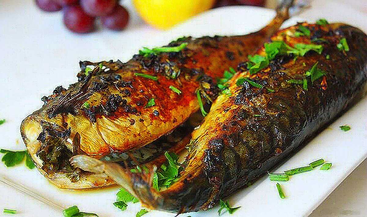 Фаршированная скумбрия – 8 рецептов запекания