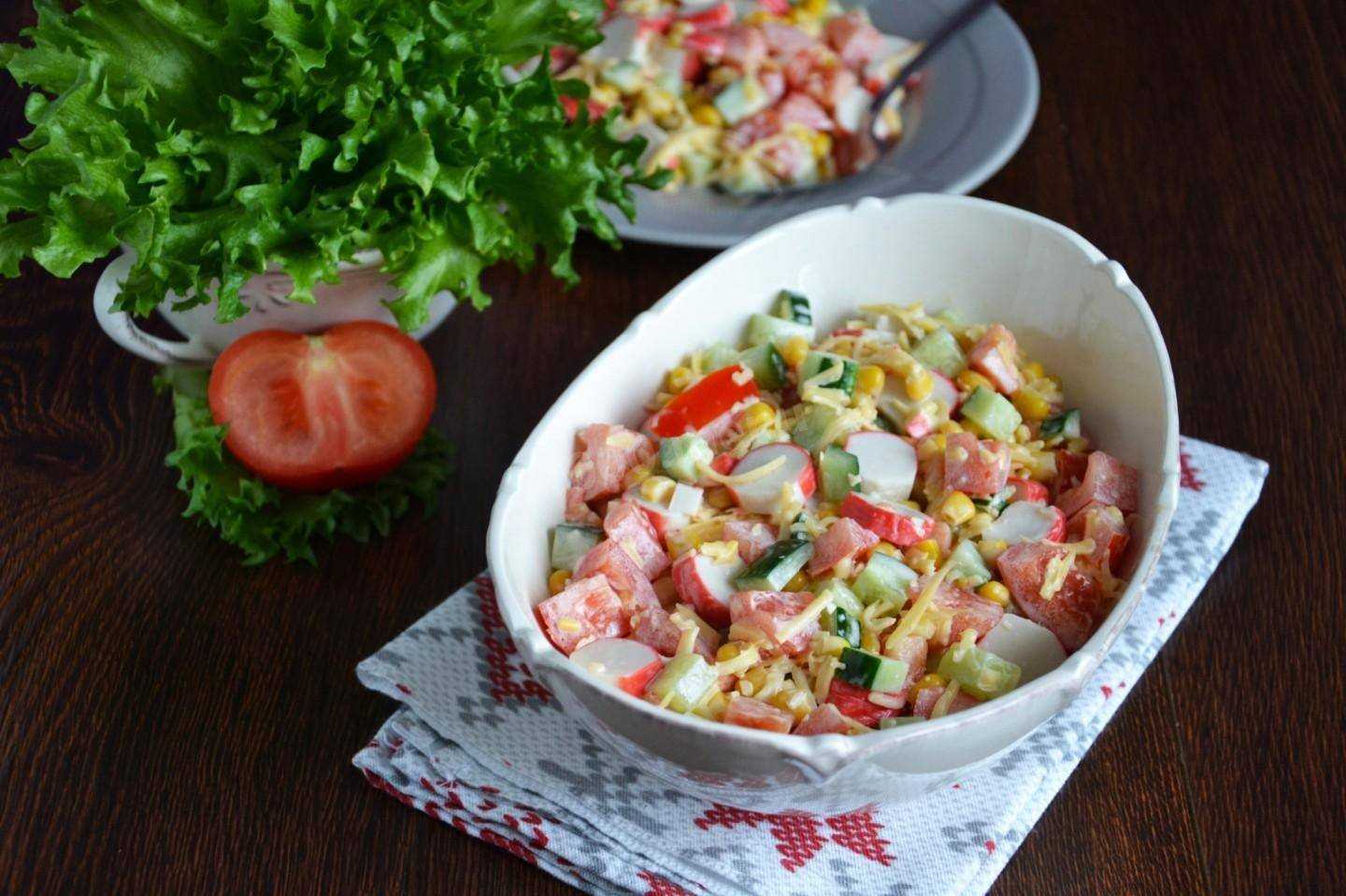 Салаты с крабовыми палочками — 8 самых вкусных и простых рецептов