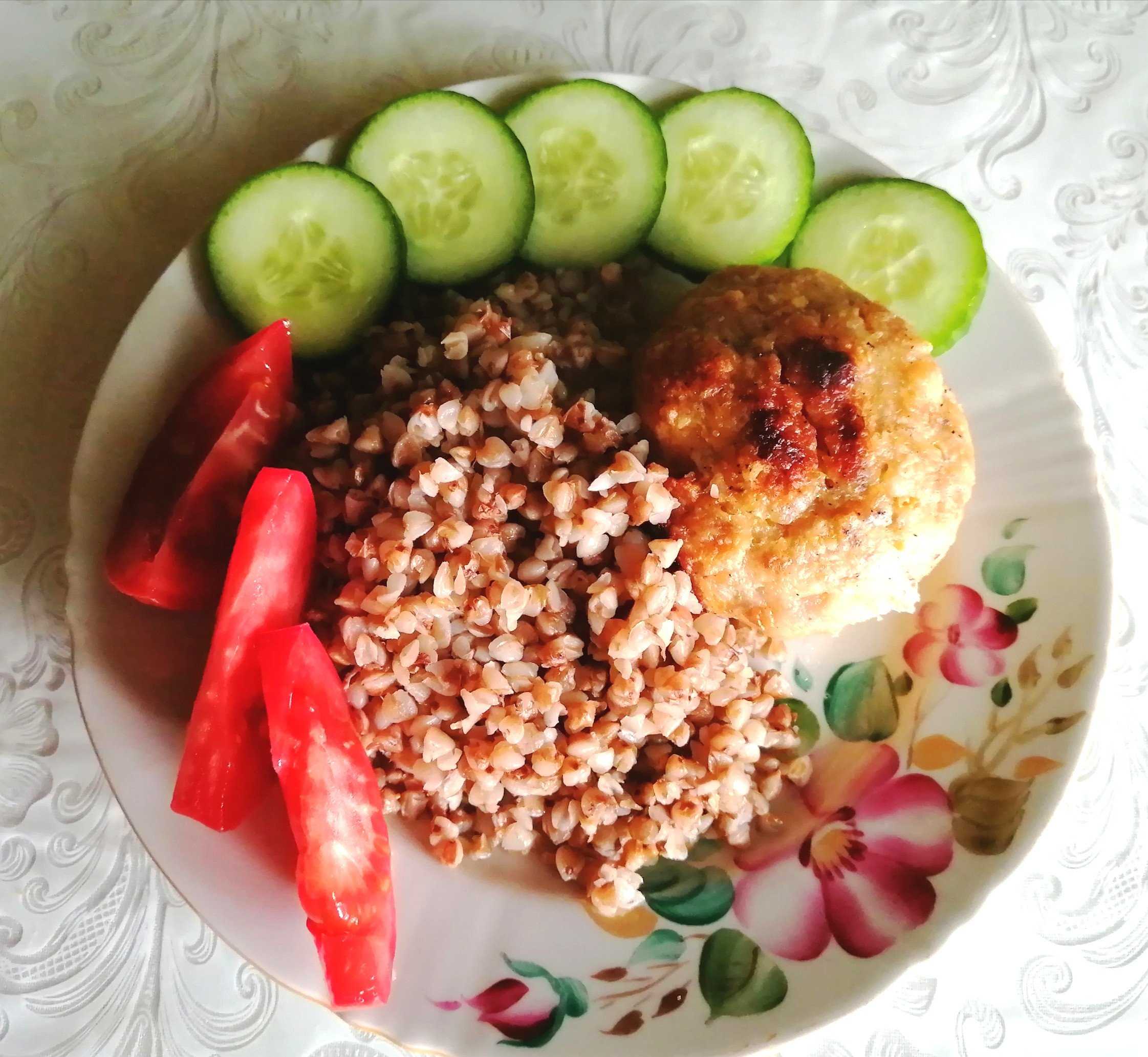 Гарнир к мясным котлетам — разные рецепты приготовления быстро и вкусно