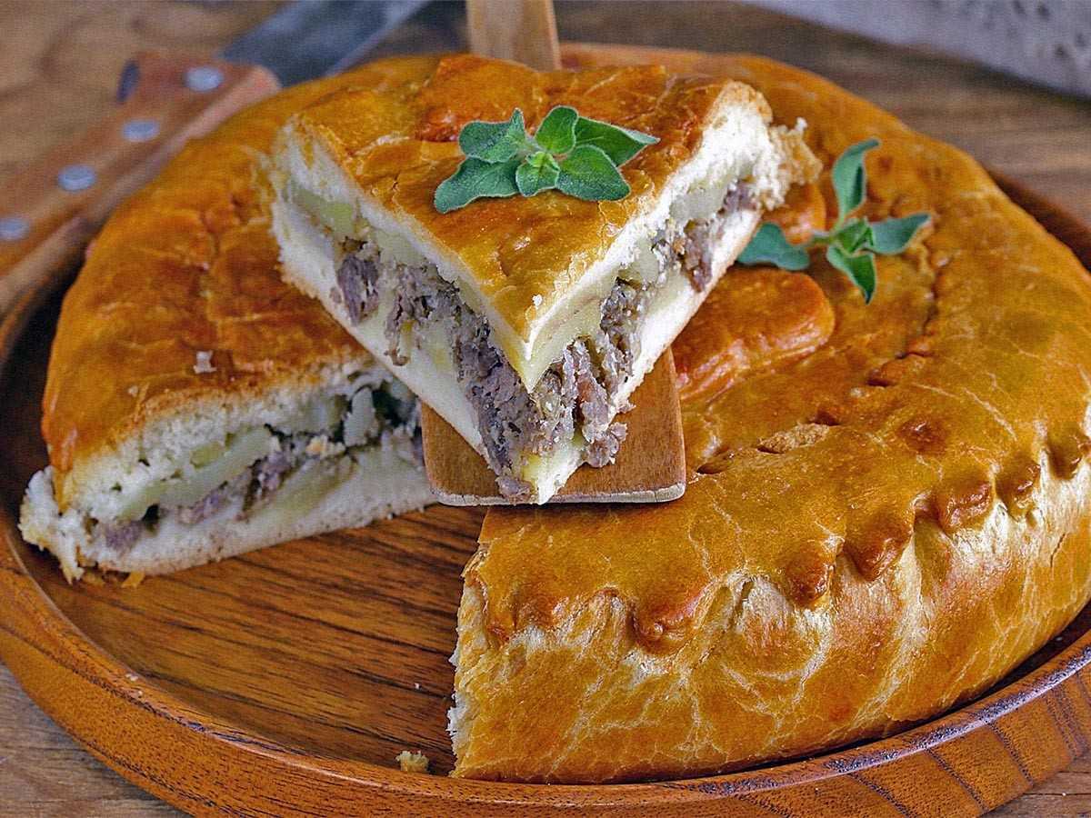 Картофельный пирог с фаршем. пошаговый рецепт с фото — ботаничка