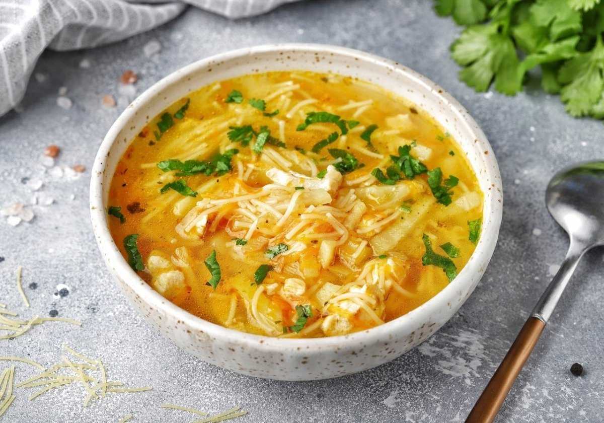 20 легких и очень вкусных супов с яйцом