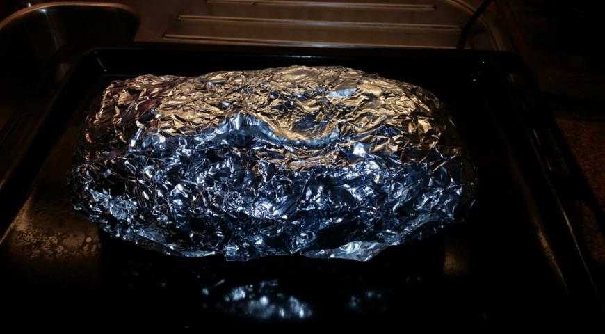 Запечь лосятину в духовке. готовим мясо лося: рецепты для дома и для походных условий