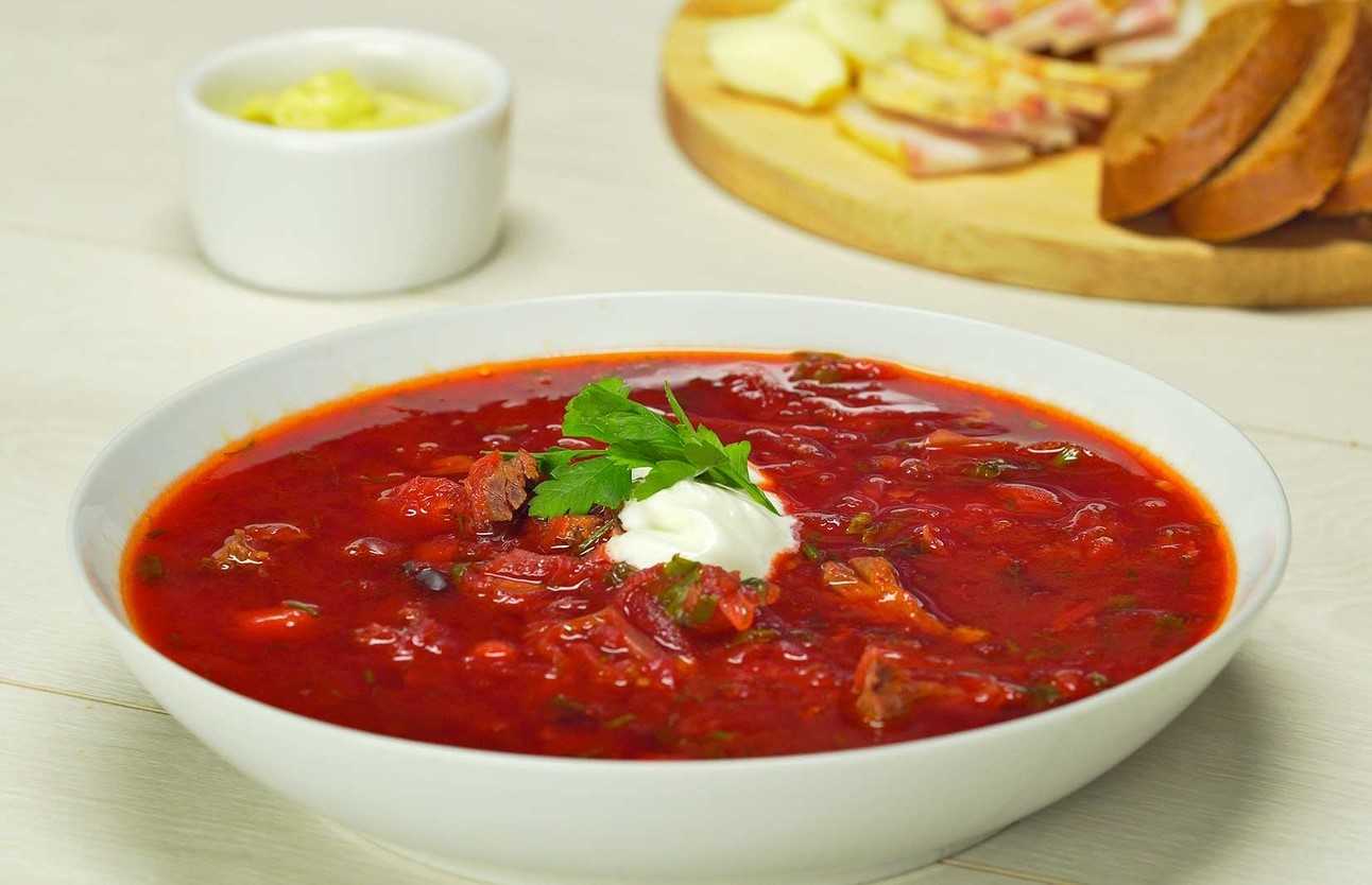 Борщ классический с говядиной