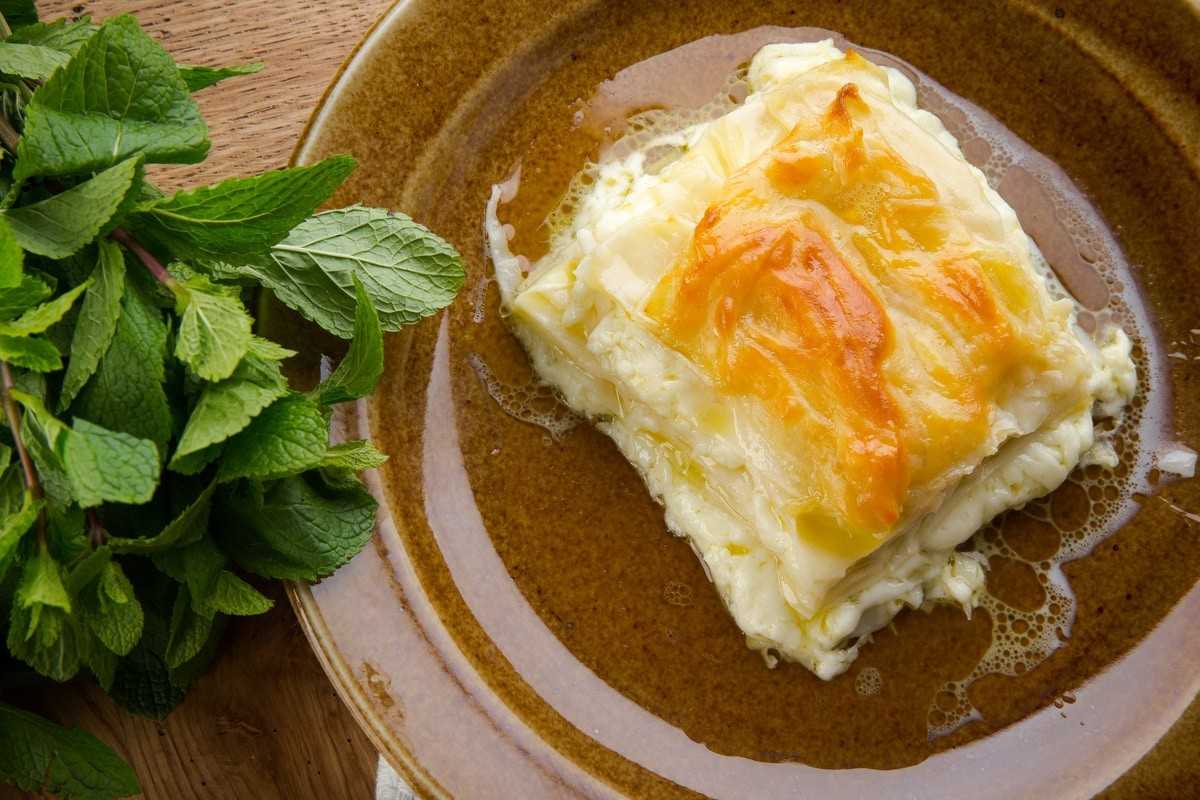 Ачма (грузинский пирог с сыром) пошаговый рецепт