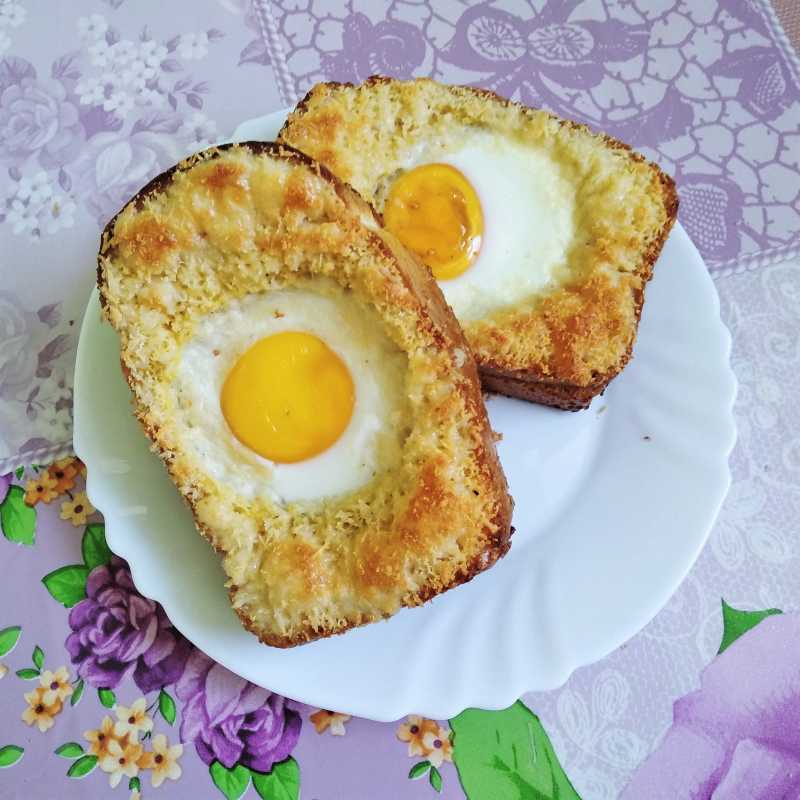 Яичный хлеб по-корейски в духовке с использованием: яйца куриные,сахар,сметана,мука Добрый день Предлагаю приготовить яичный хлеб по-корейски, порционно в духовке Рецепт простой