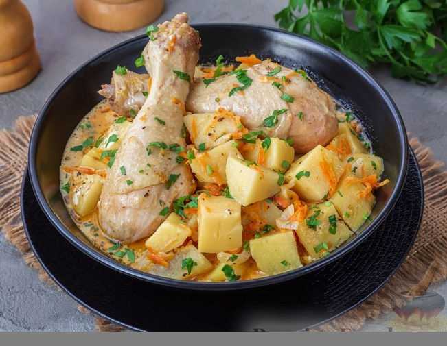 Курица с картошкой на сковороде - два оригинальных рецепта с пошаговыми фото от алены каменевой - готовим быстро и просто