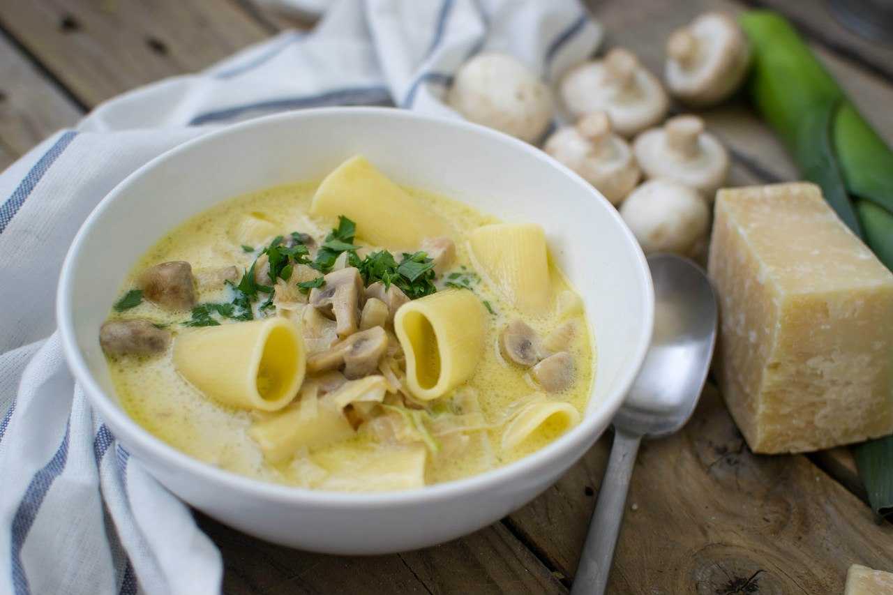 Суп с макаронами — проверенные рецепты. как правильно и вкусно приготовить суп с макаронами.