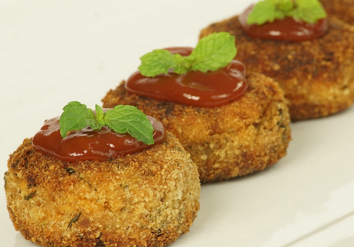 Пошаговый рецепт пирога с картошкой и рыбными консервами