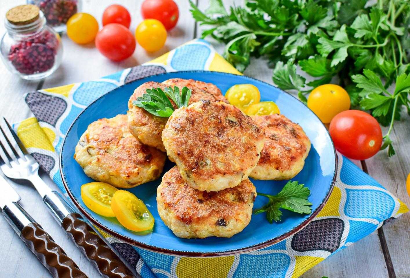Куриные котлеты, готовим в духовке – 10 рецептов