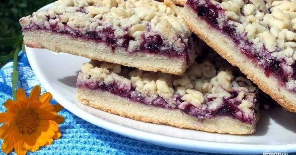 Песочное печенье с вареньем и крошкой – лакомство с детства