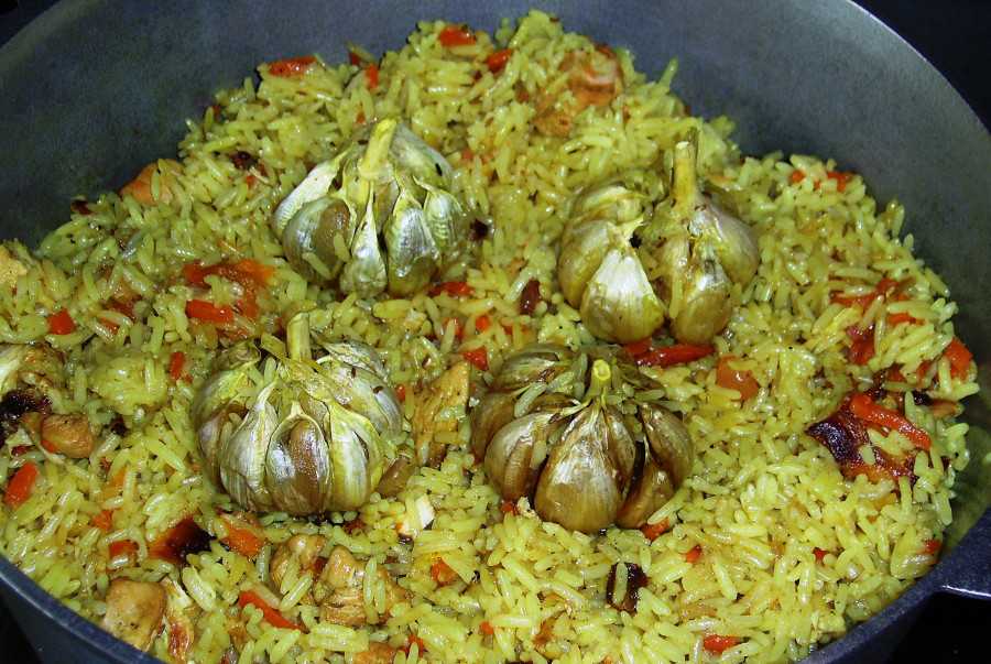 Как приготовить правильный плов из курицы — пошаговый рецепт с фото