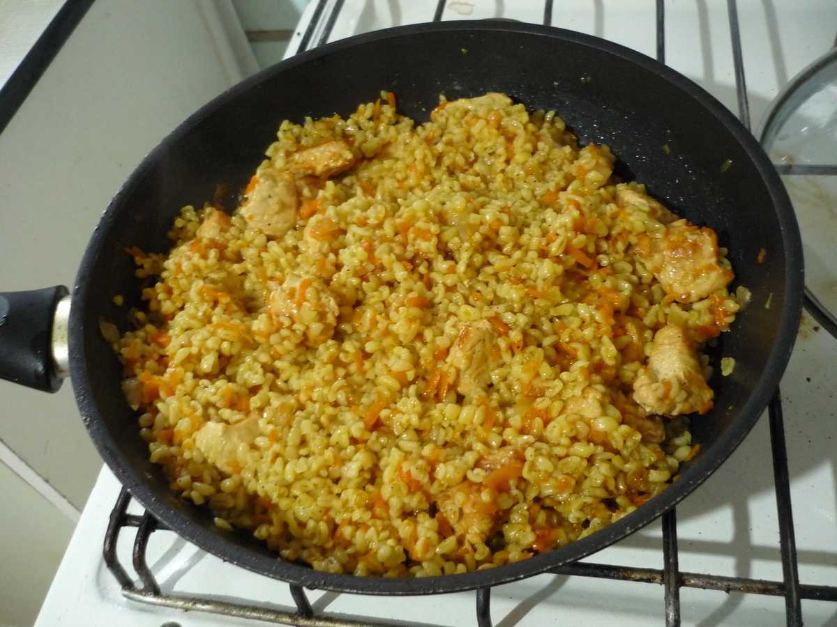 Рецепт булгур с курицей и овощами. калорийность, химический состав и пищевая ценность.