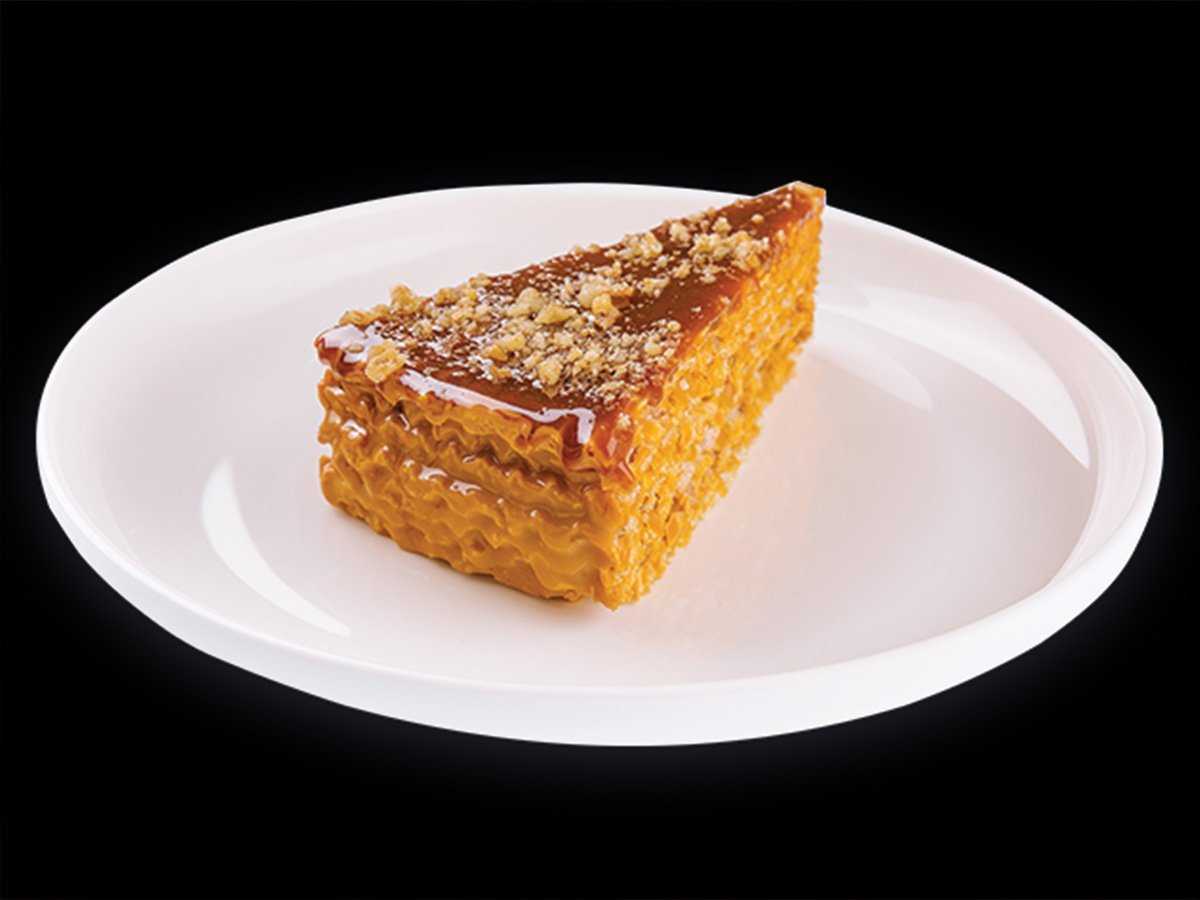 Вафельный торт со сгущенкой – 7 вкусных рецептов приготовления