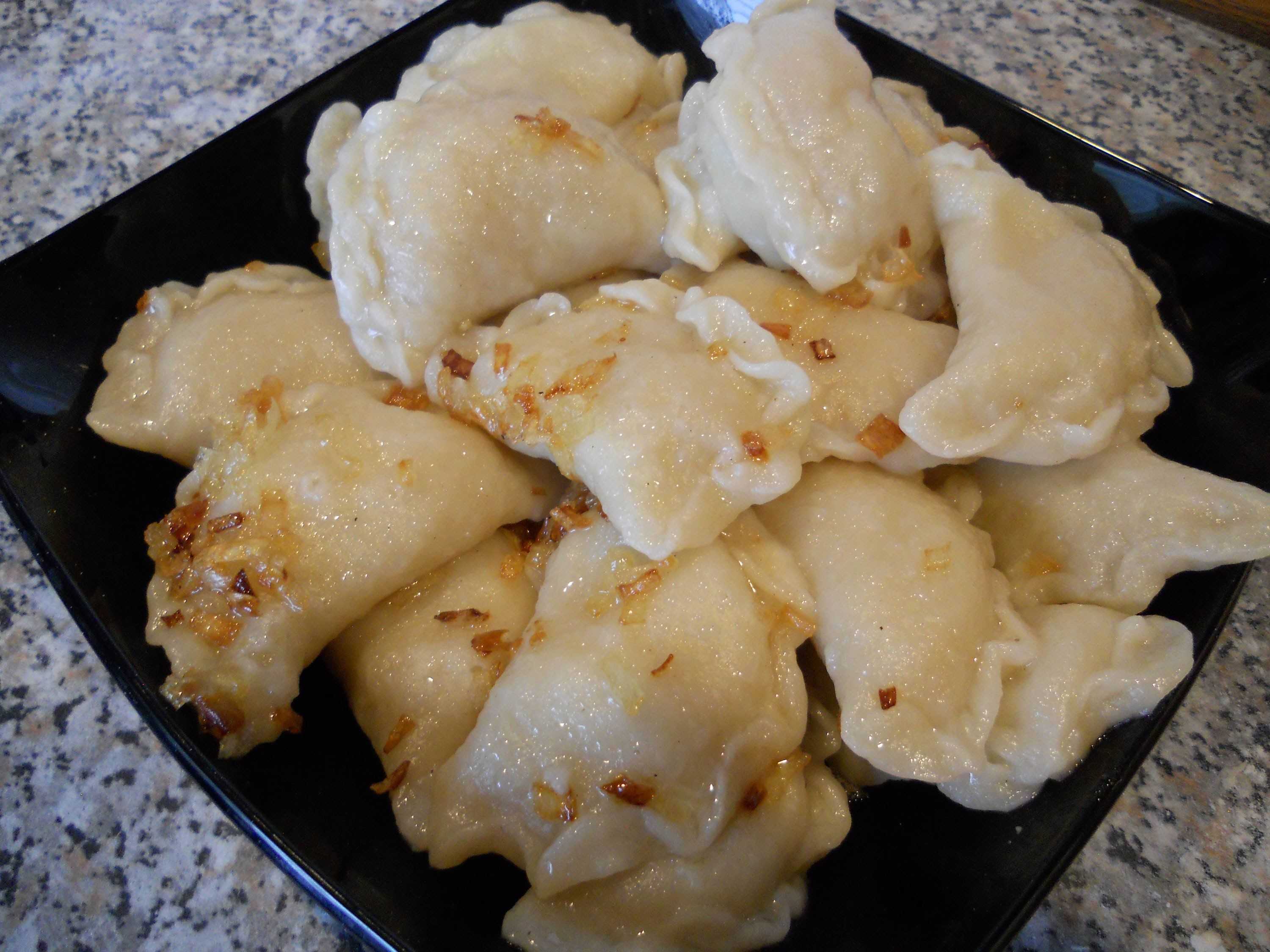 Вареники с картошкой – 10 пошаговых рецептов вареников в домашних условиях