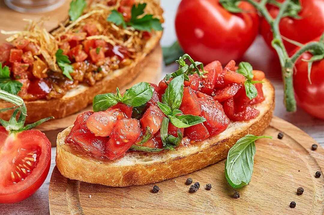 Вкусная итальянская брускетта: 25 рецептов лучшей домашней закуски — женские советы