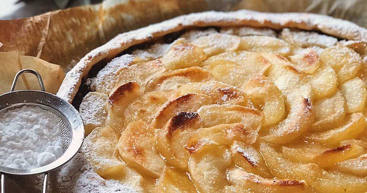 Галета с яблоками и корицей